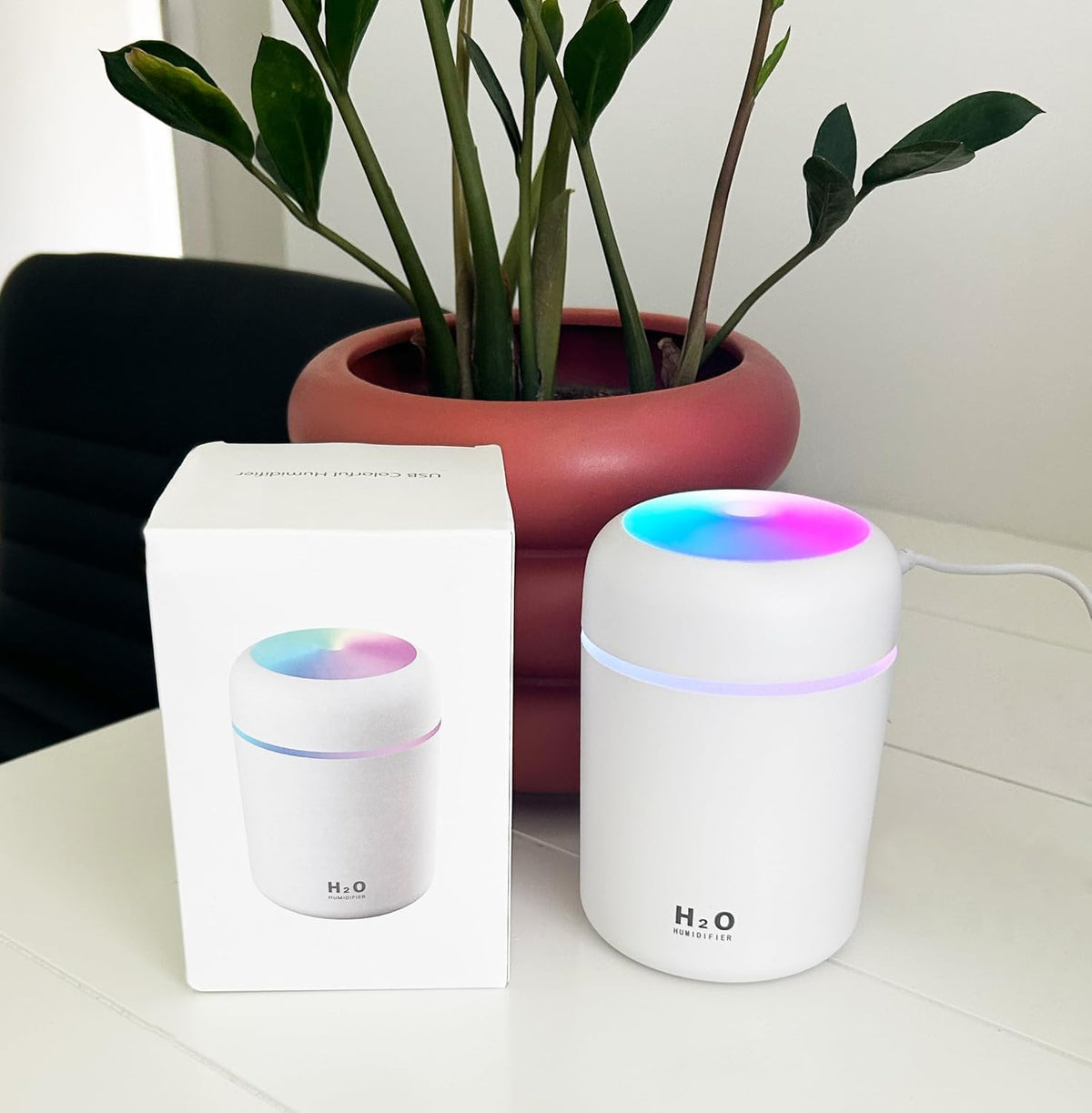 300ml Essential Oil Diffuser & Humidifier – Ultrasonic Cool Mist with Quiet Operation, LED Lights – Aromatherapy Air Freshener for Home, Office, Car(Colours May Vary)
